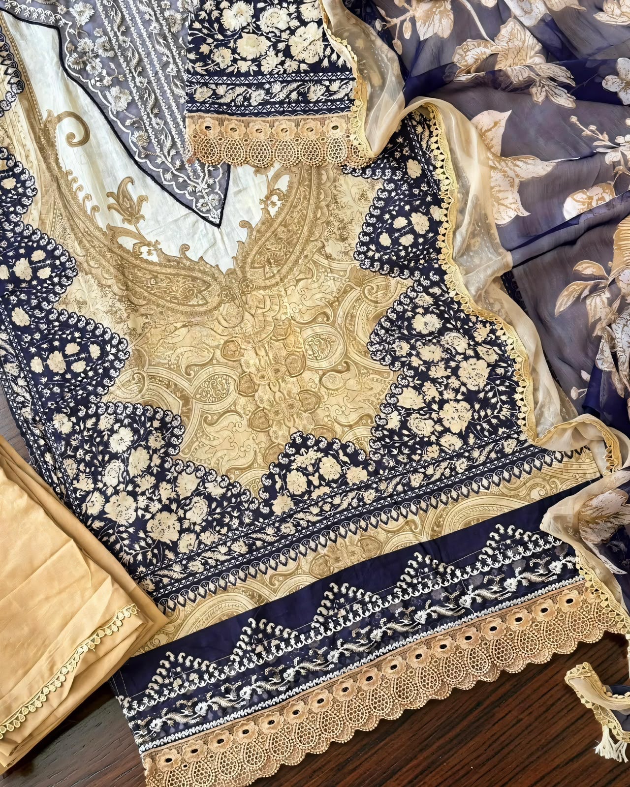 Straight Cut Ethnic Kurti